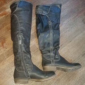 Knee high Flat Grey Boot- American Rag